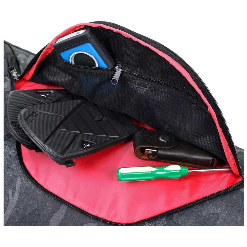 Nitro Cargo Board Bag &ndash; FORGED CAMO &ndash; Topattu Lumilautalaukku